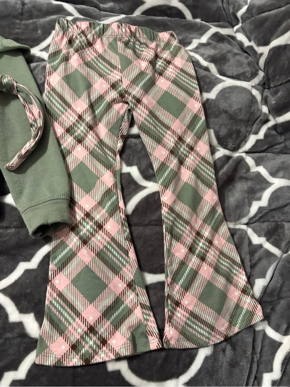 btween Olive Green and Pink Fox Plaid Girls Set with Headband - Picture 4 of 4